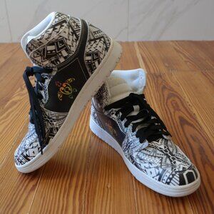 High Top Sneakers Tribal Design EU 43 Unbranded
